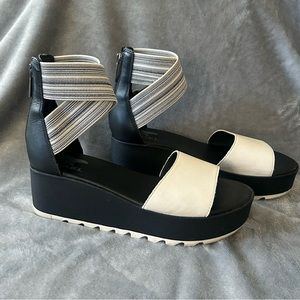 Sorel Cameron Flatform Platform Ankle Strap Leather Sandal zip up back 8.5